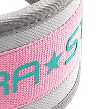 "Vue de près de la ceinture lombaire FlexSupport montrant le système de réglage pour un confort personnalisé"