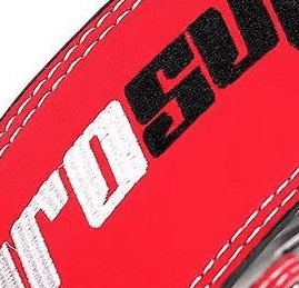 "Ceinture Musculation Intense offrant un support lombaire optimal pour la musculation."