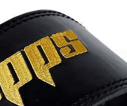 Gros plan sur les détails de la Ceinture Musculation Luxe, design sophistiqué et support lombaire renforcé.