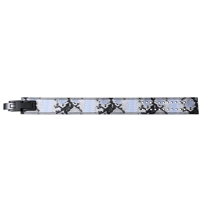 "Focus sur le design et la finition premium de la Ceinture Powerlifting Serpent Bleu Clair"