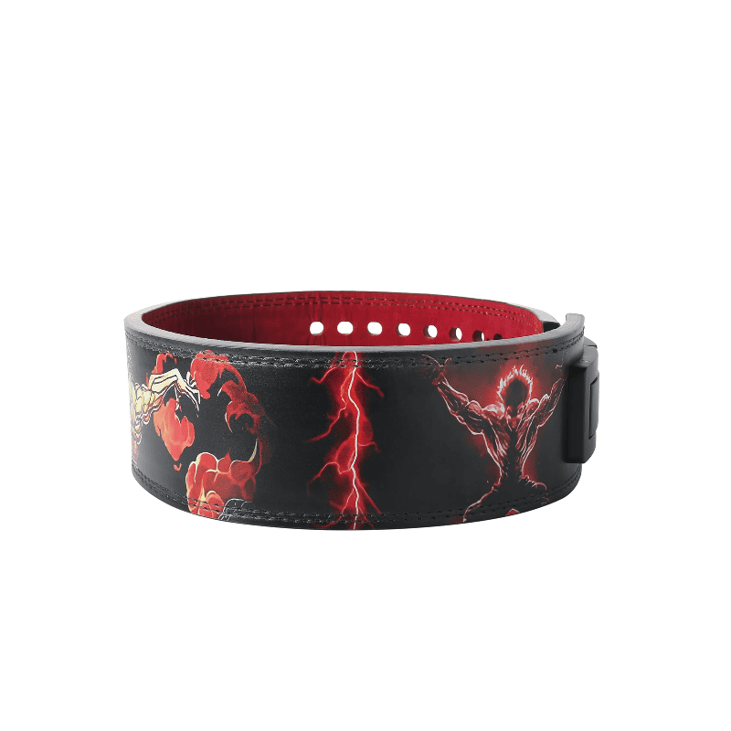 "Accessoire de powerlifting Yujiro Hanma avec fermeture à levier pour un ajustement rapide et efficace."