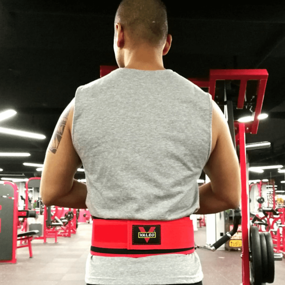 "Vue rapprochée de la Ceinture de Musculation Crimson Conqueror, conçue pour optimiser les performances d'entraînement"