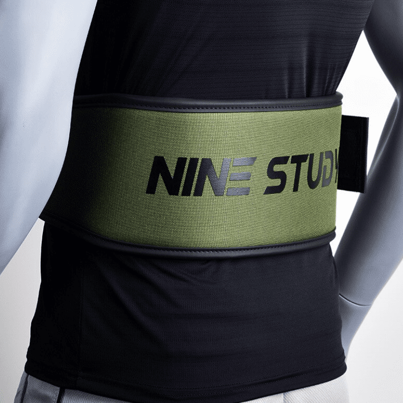 "Ceinture de musculation Jungle robuste, couleur kaki avec détails noirs, pour soutien du dos pendant l'entraînement."