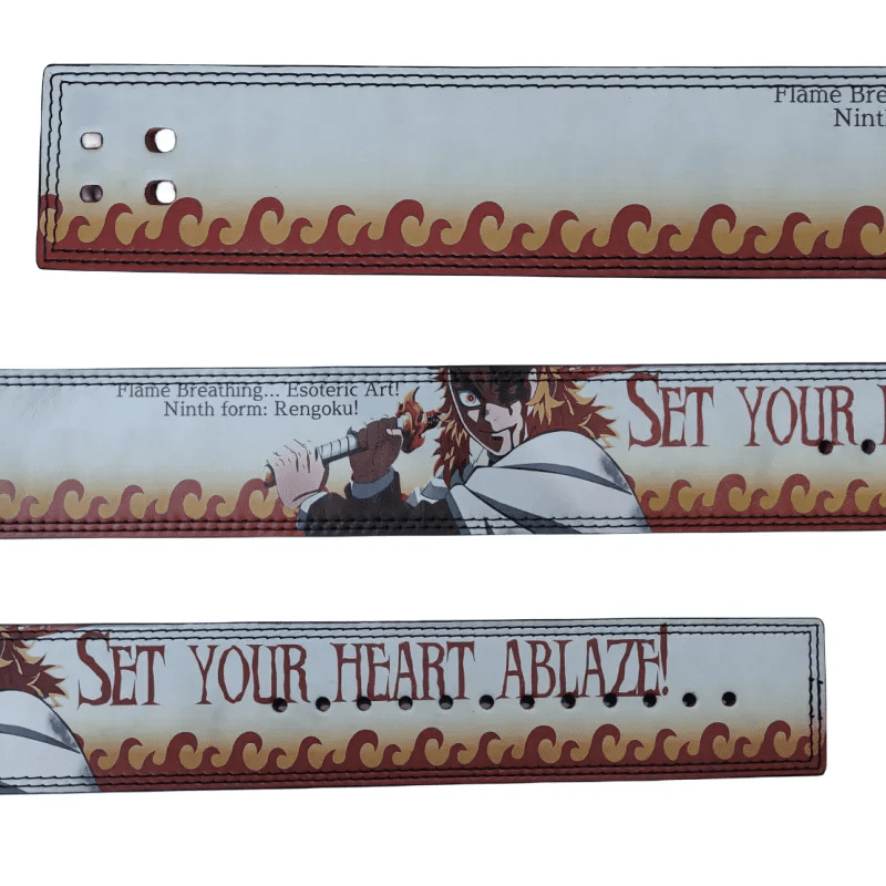 "Packaging de la Ceinture de Powerlifting Rengoku Kyojuro avec des flammes comme emblème."