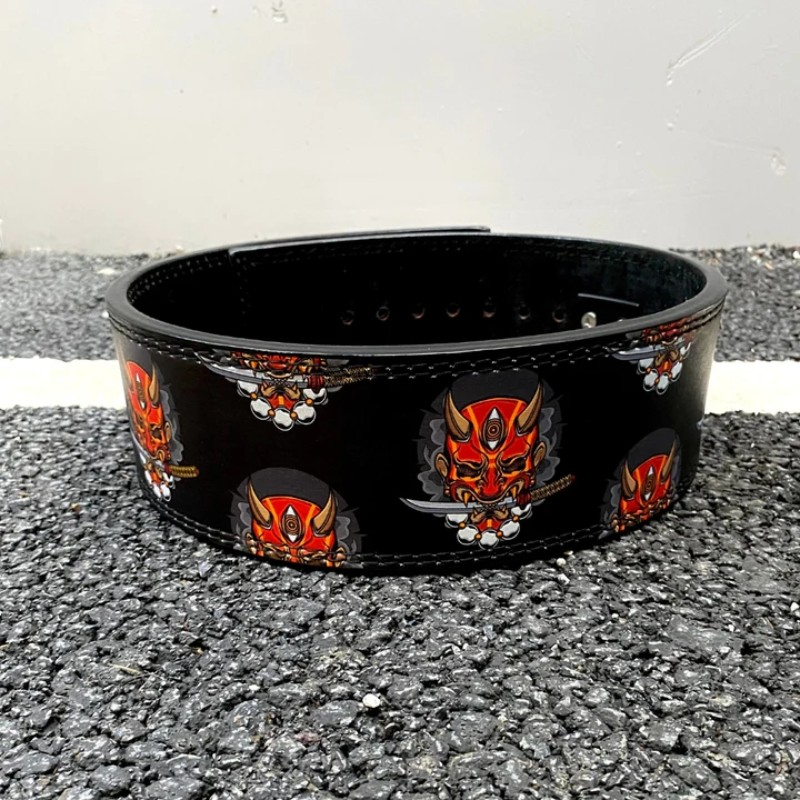 "Ceinture de levage Demon japonais : un choix audacieux pour les athlètes cherchant à se dépasser comme de redoutables démons"