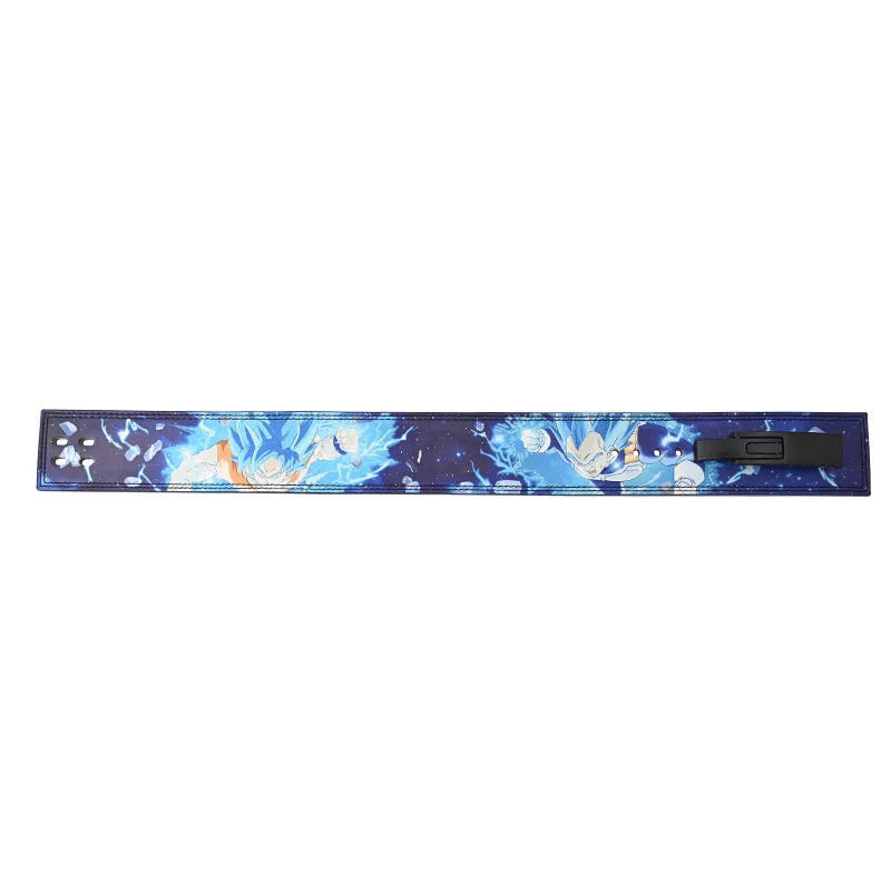 "Lueur bleue éclatante de la Ceinture de force SSJ Blue rappelant la transformation Saiyan."