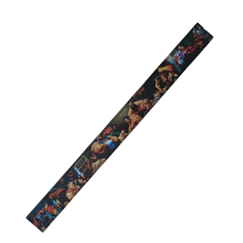Ken et ses adversaires illustrés sur la ceinture