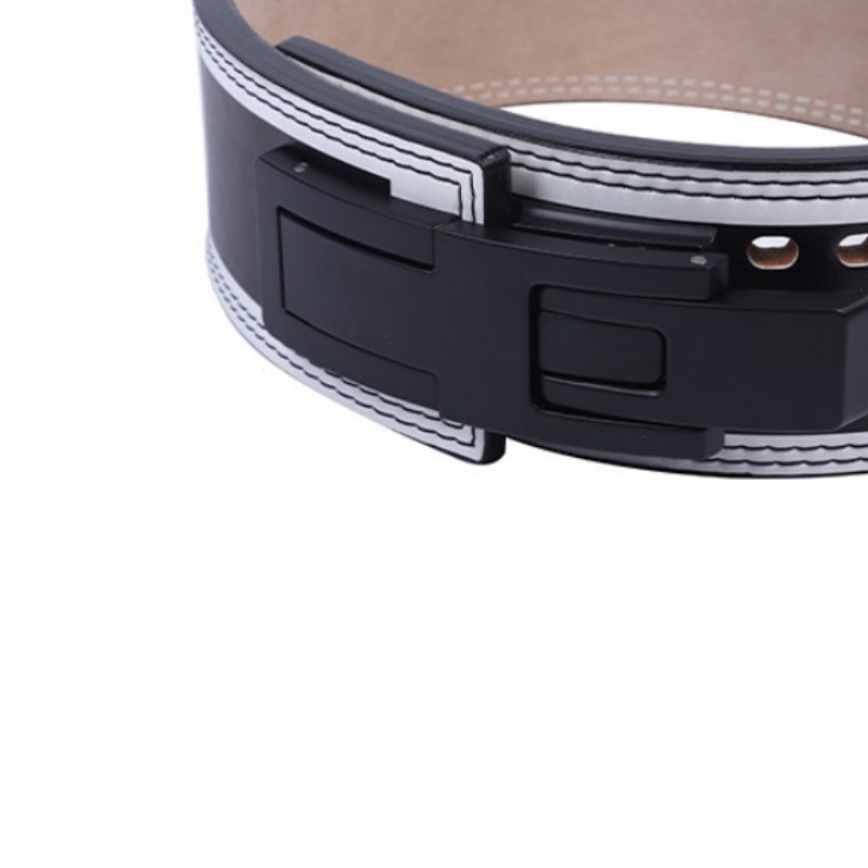 "Ceinture de levage "Vegeta" : une protection solide et un design inspiré par l'univers de Dragon Ball"