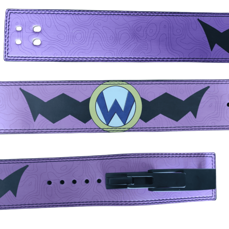 Vue d'ensemble de la Ceinture de force Wario dans une salle de sport.
