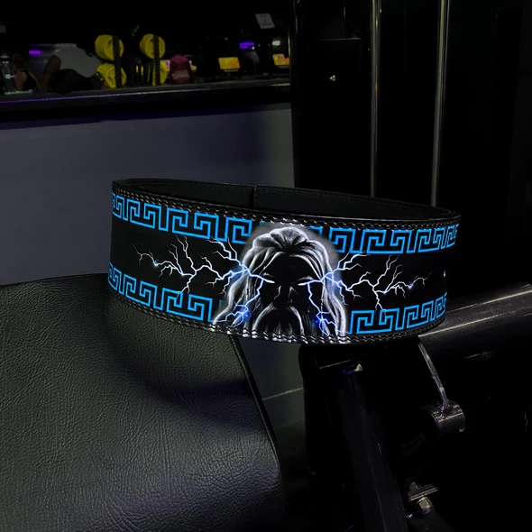 "Ceinture de fitness Zeus noire : une alliée inébranlable pour des entraînements intenses"