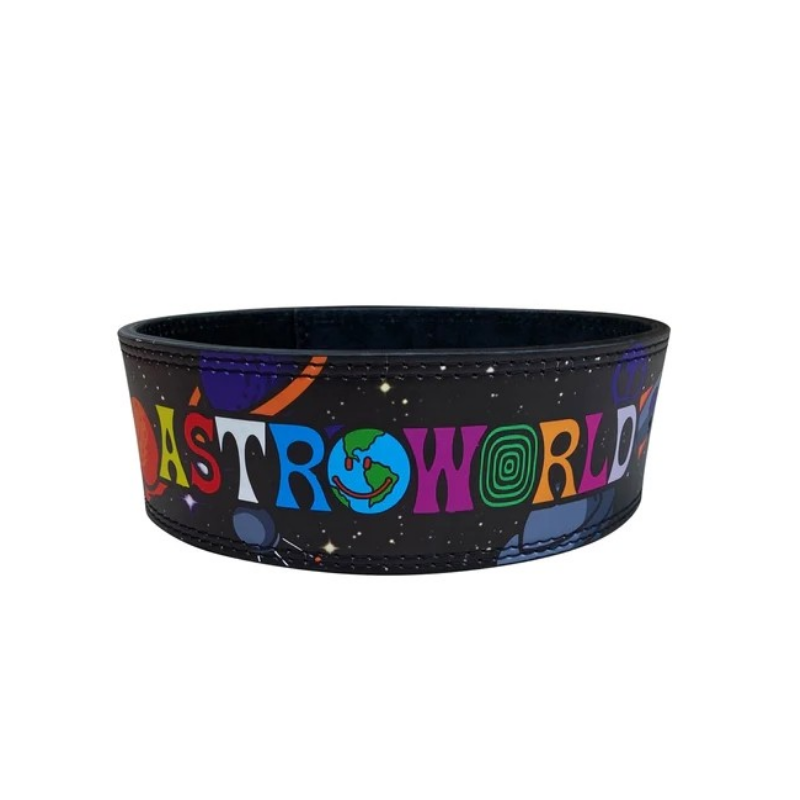"Ceinture de levage "Astroworld" : un choix unique pour les fans de Travis Scott cherchant à allier musique et fitness"