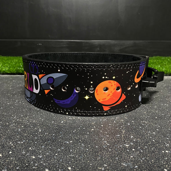 "Ceinture de musculation "Astroworld" : un équipement de qualité supérieure pour renforcer votre dos avec une touche musicale"