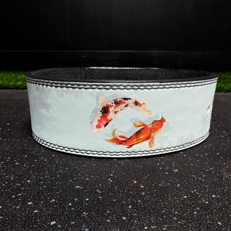 "Ceinture de force koi : style unique et fonctionnalité pour les passionnés de musculation qui veulent se démarquer"