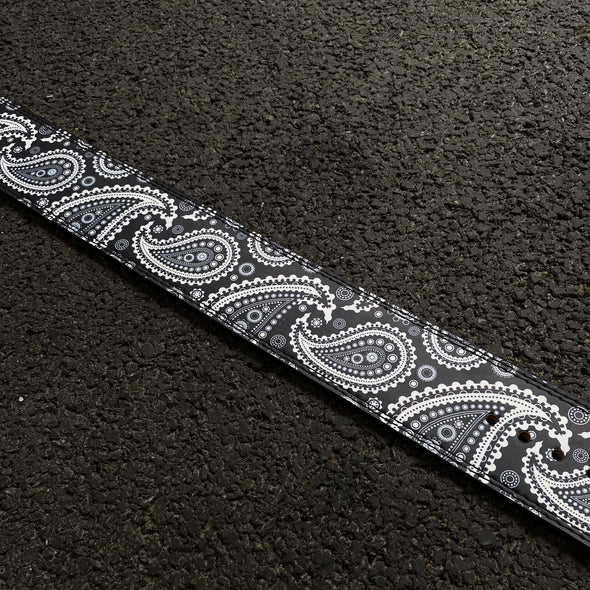 "Ceinture de fitness "Classe" : une alliance parfaite entre sophistication et fonctionnalité"