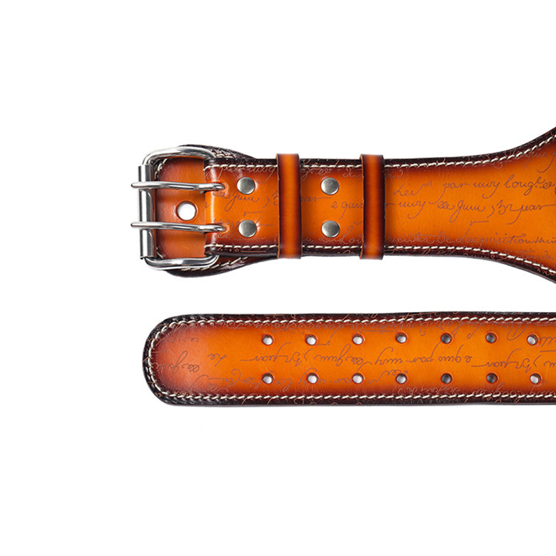 "Ceinture de fitness "Ancien" : démarquez-vous avec style grâce à cette ceinture de musculation aux gravures anciennes, évoquant une quête épique"