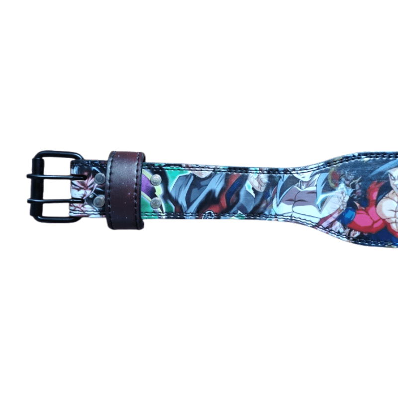 "Vue rapprochée de la ceinture de musculation Goku de Dragon Ball."