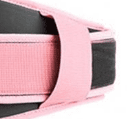 "Homme en train de s'entraîner avec la Ceinture de Musculation PowerBelt Muscu pour soutenir sa posture."