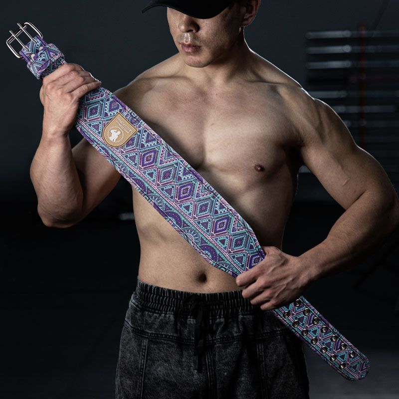 "Ceinture de musculation design artistique : une touche d'originalité pour vos exercices de renforcement"