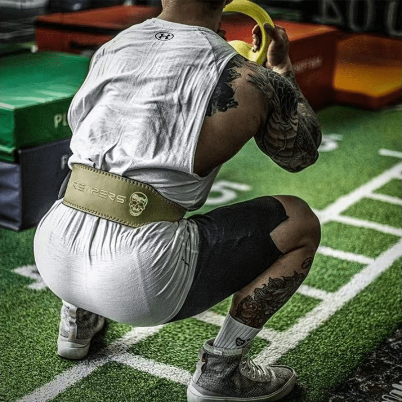 "Ceinture de fitness kaki : un équipement confortable et élégant pour des séances de sport en toute confiance"
