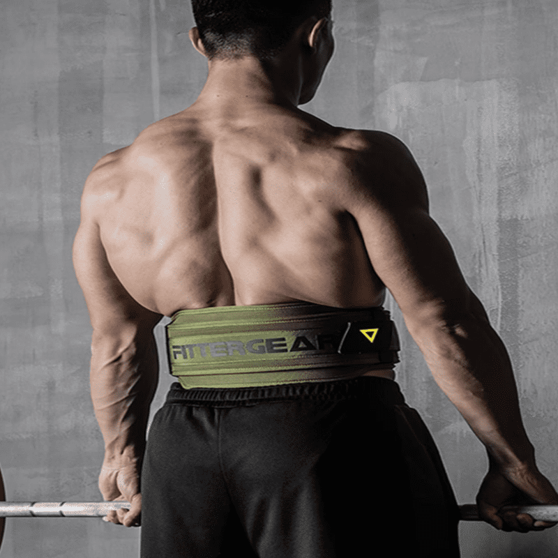 "Close-up de la Ceinture de Musculation Armée montrant sa matière de haute qualité et robuste"
