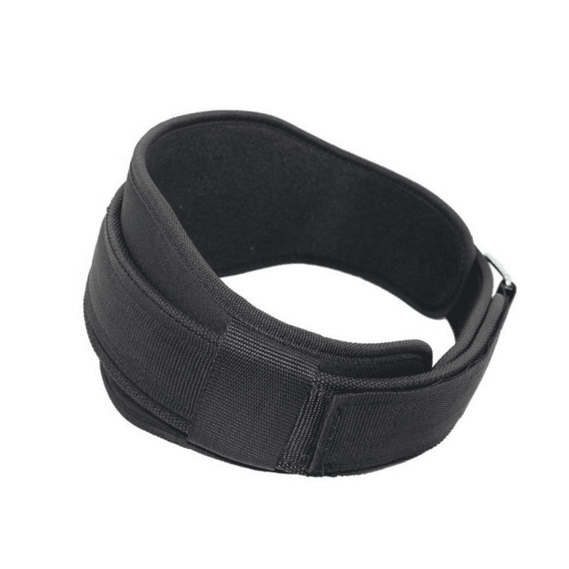 "Image de la Ceinture de Musculation Gym parfaitement ajustée autour de la taille d'un athlète."