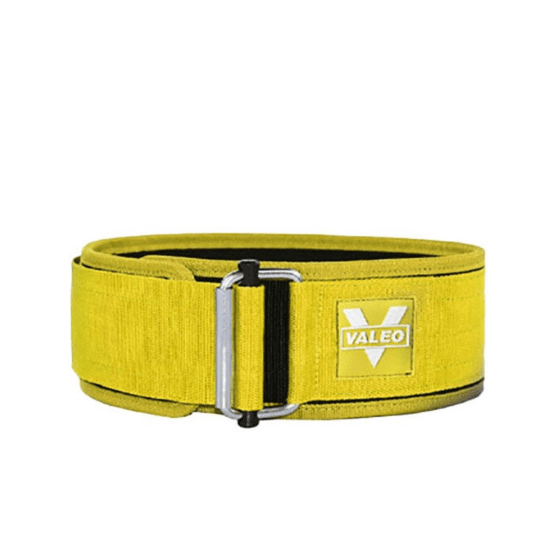 "Athlète utilisant la ceinture de musculation LombaireForce Master pendant un entraînement intense"