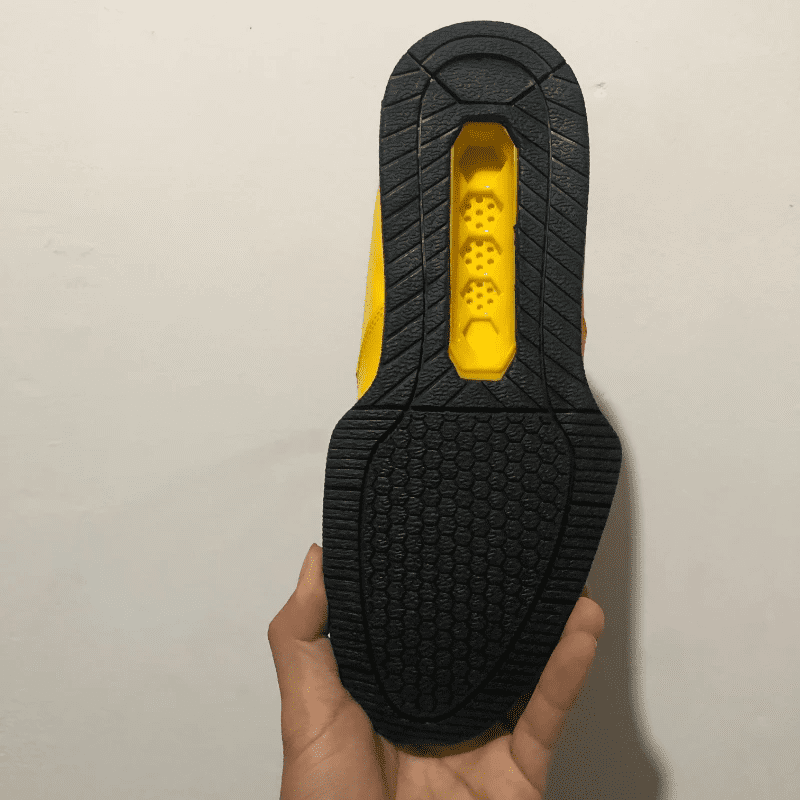 Chaussures de sport haltérophilie