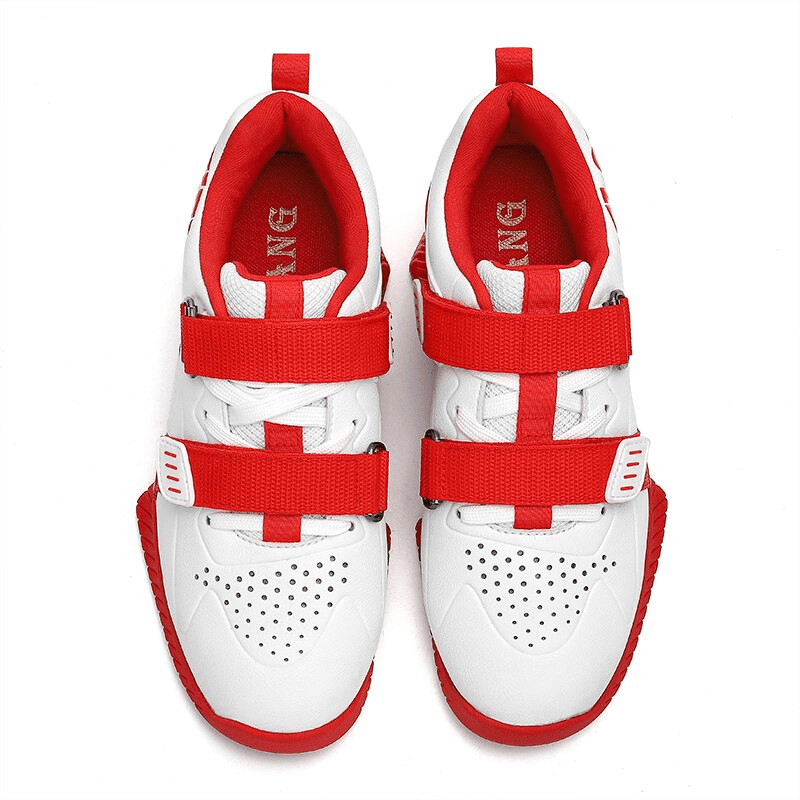 "Vue latérale de la chaussure de squat - Alliant fonctionnalité et style".