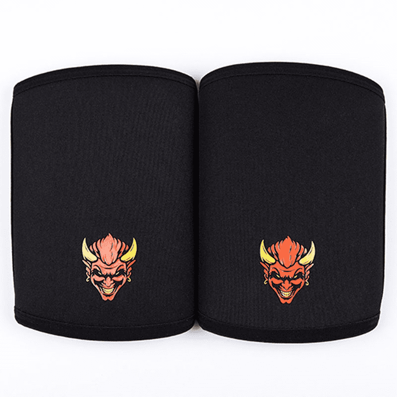 Coudière Musculation Démon Rouge, soutien du coude pour les séances de musculation, design audacieux en rouge.