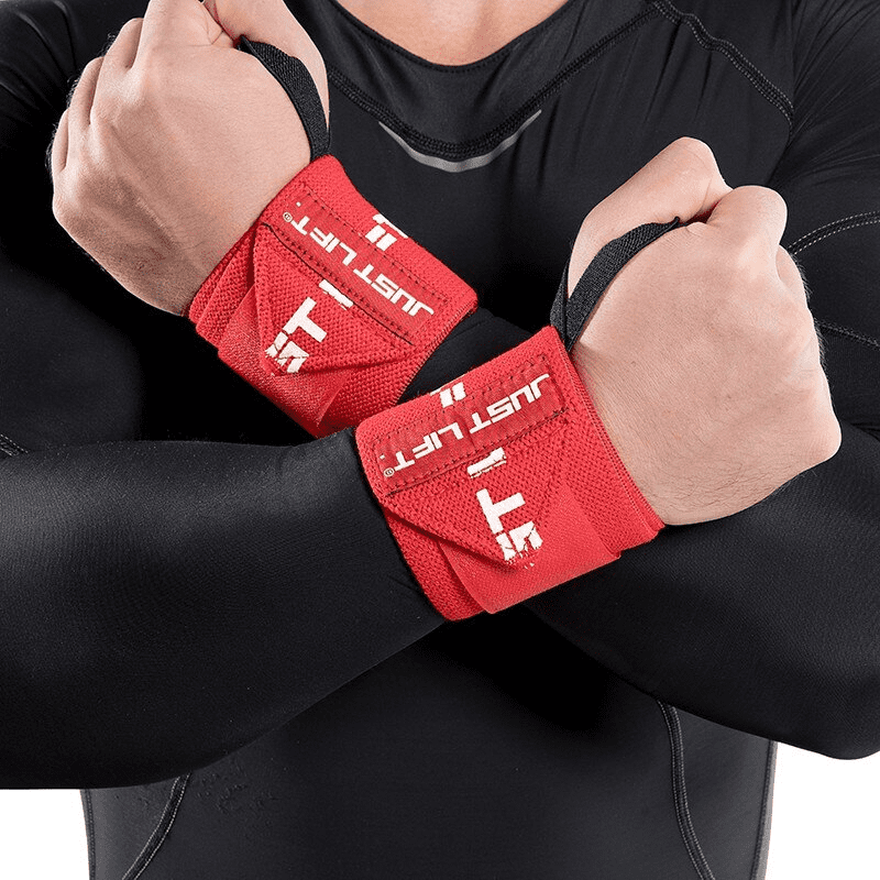 Alt Text 3: Protège Poignet Crossfit, un matériel confortable et facile à utiliser.