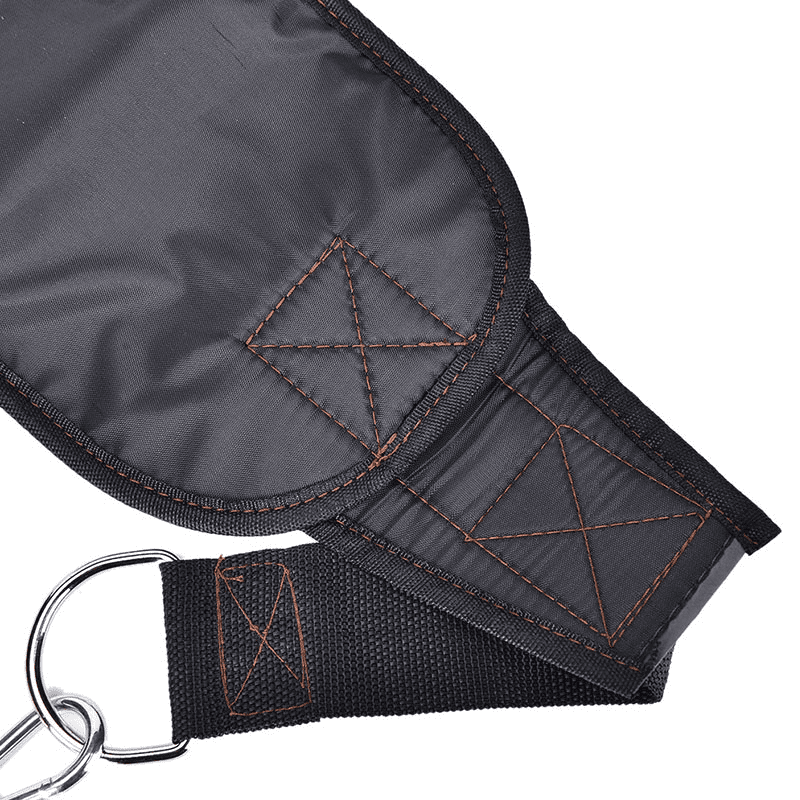 "Homme utilisant la Ceinture de Lest TrainMax pour augmenter la résistance de son entraînement"