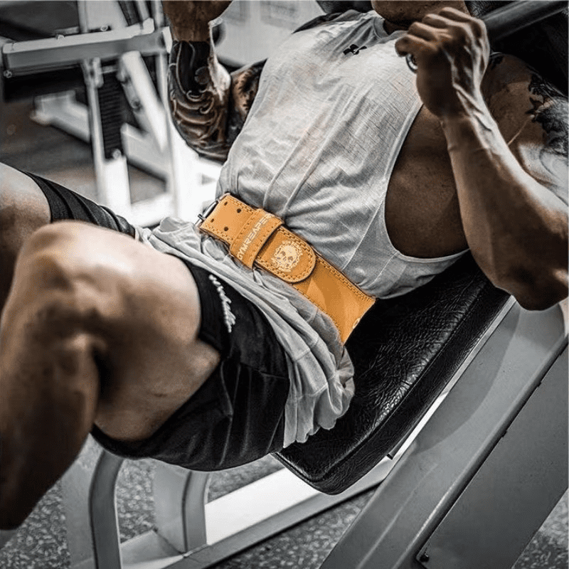 "Ceinture de force marron clair : une ceinture de musculation robuste pour des séances d'entraînement intensives"