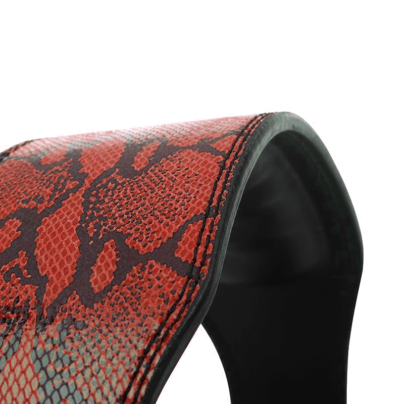 "Ceinture de fitness serpent rouge : un équipement professionnel pour des séances de musculation intenses et performantes"