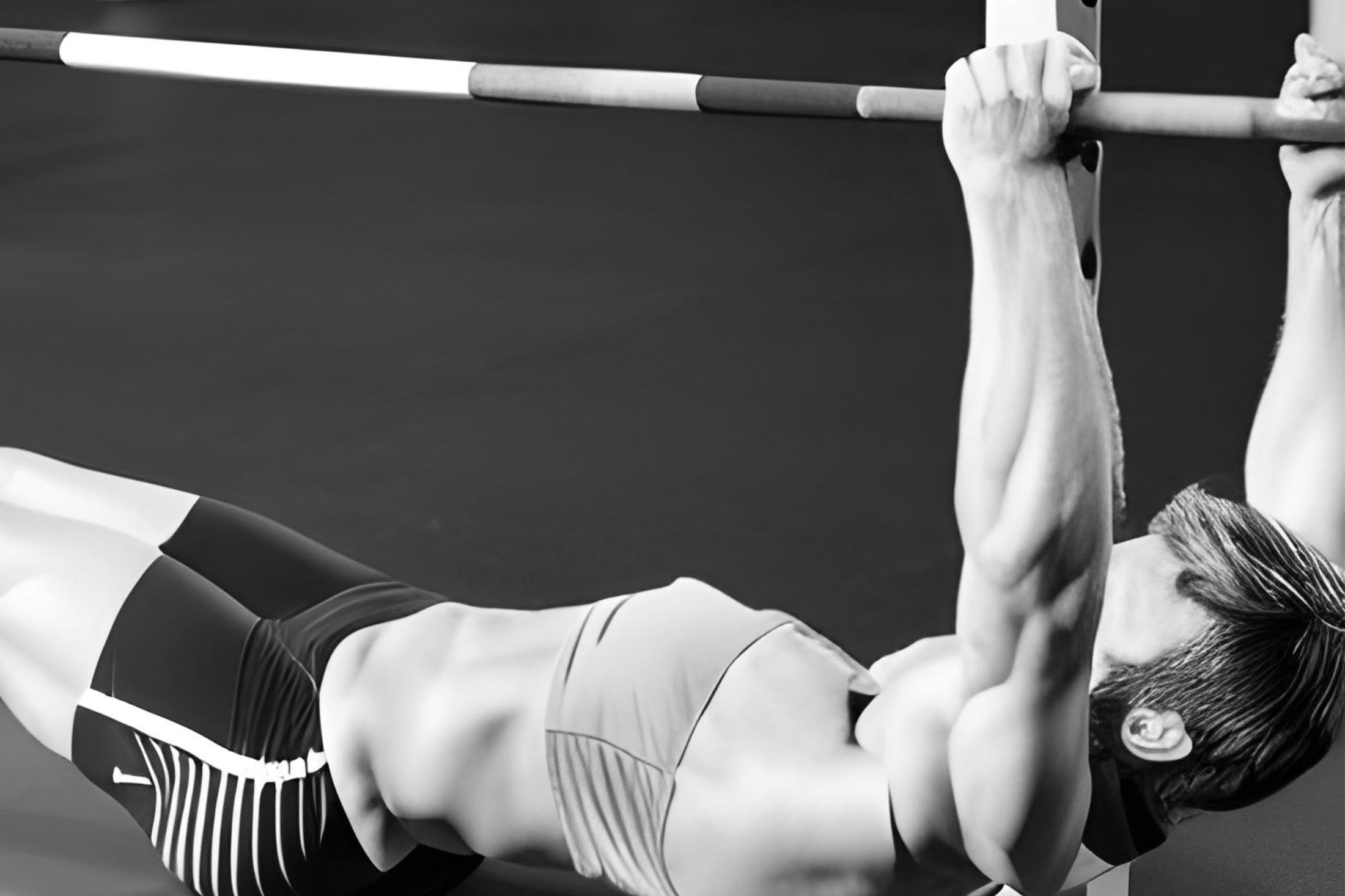 Maîtriser le Rowing Inversé au Poids du Corps Guide Complet pour un