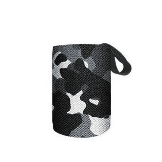 Alt Text 1: Bande Poignet Musculation Camo Gris pour soutien optimal durant les entraînements.