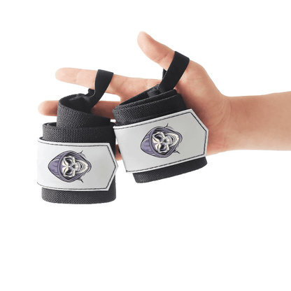 "Accessoire de fitness unique avec tête de mort, pour un entraînement intense."