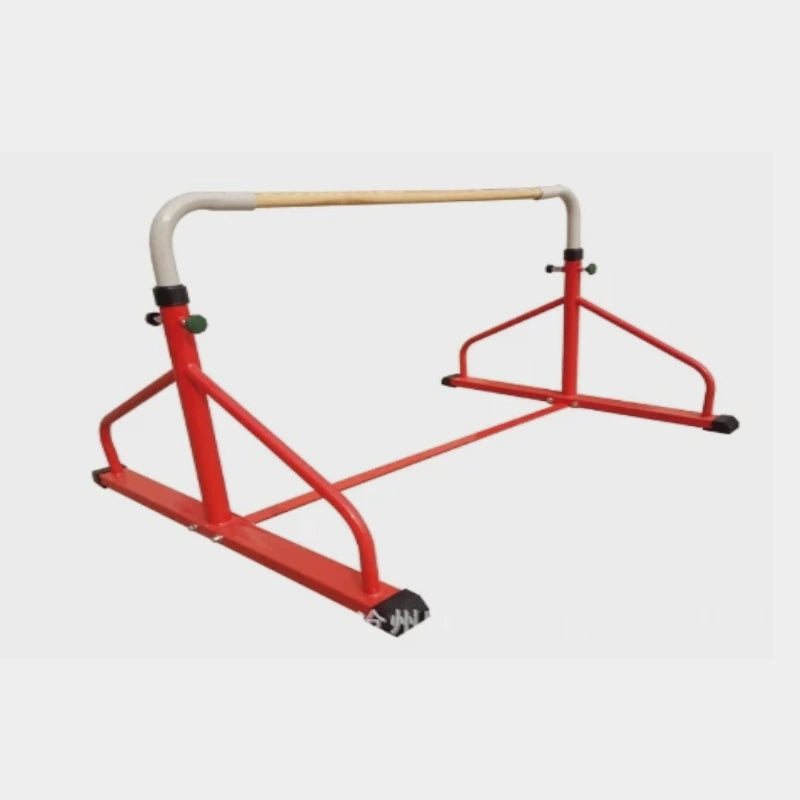 Barre gymnastique extérieur rouge bois