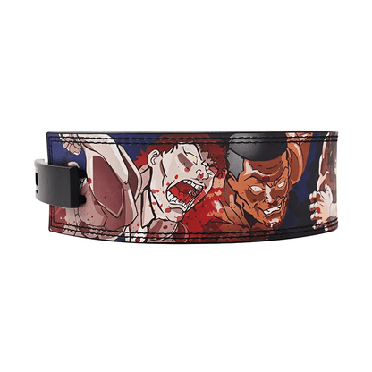 "Zoom sur les impressions vibrantes de Shibukawa et Doyle sur la ceinture."