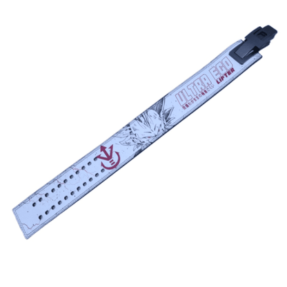 "Design exclusif inspiré d'Ultra Ego Vegeta sur la ceinture."