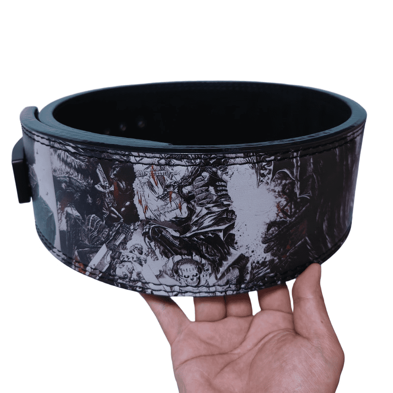 "Sportif effectuant un deadlift avec la Ceinture Berserk."