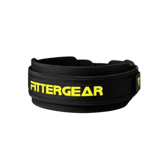 Athlète masculin portant la Ceinture de Musculation Polyester Noire pendant un entraînement de levage.