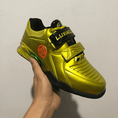 "Chaussures de levage en or, pour une stabilité et un confort supérieurs."